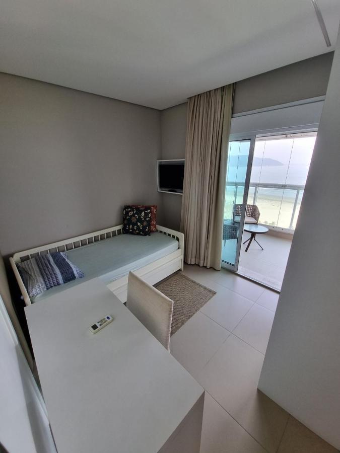 Apto Top Com Vista Pro Mar Em Condominio Completo Em Frente A Praia! Сантос Екстериор снимка