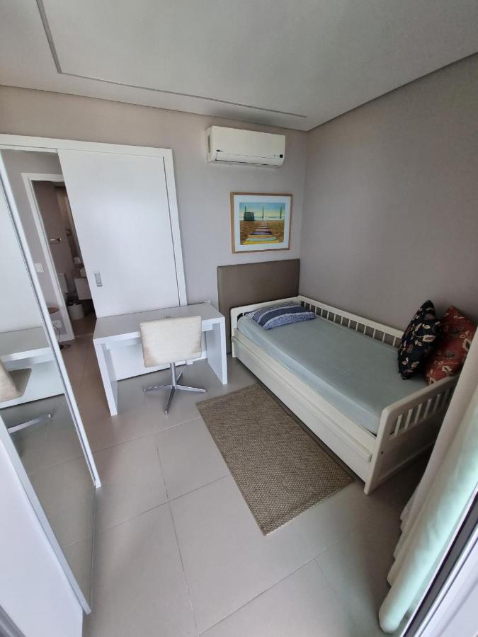 Apto Top Com Vista Pro Mar Em Condominio Completo Em Frente A Praia! Сантос Екстериор снимка