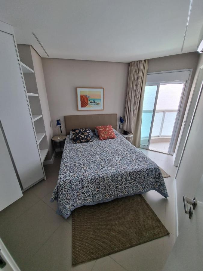 Apto Top Com Vista Pro Mar Em Condominio Completo Em Frente A Praia! Сантос Екстериор снимка